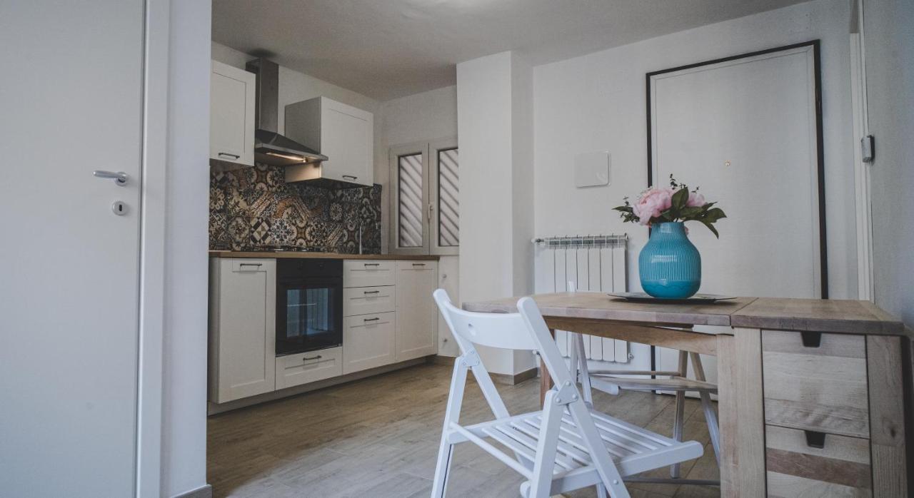 Casa Al Mare Apartment เปสการา ภายนอก รูปภาพ
